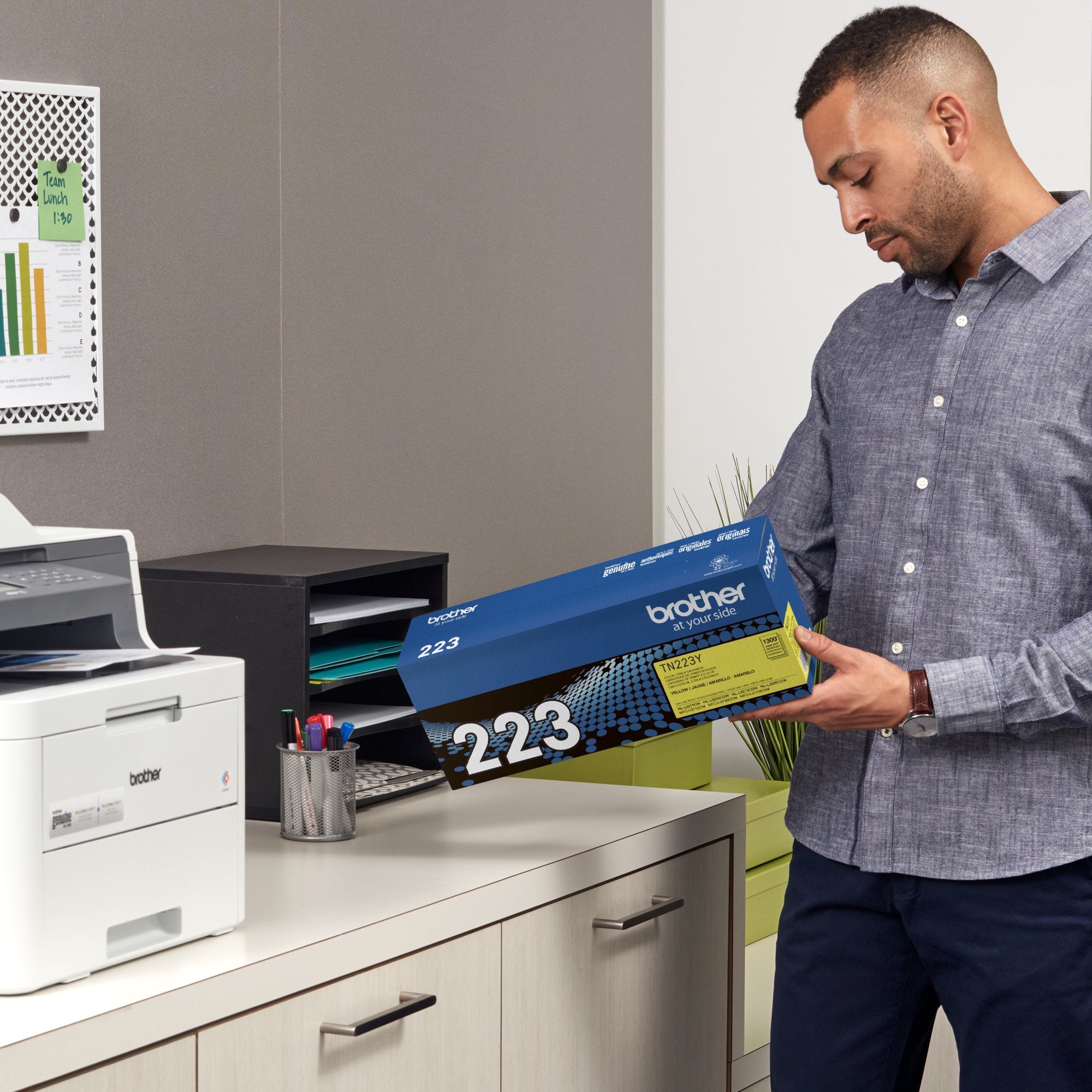 Brother Genuine TN223Y Standard Yield Yellow Printer Toner Cartridge Brother Genuine TN223Y Standard Yield Yellow Printer Toner Cartridge